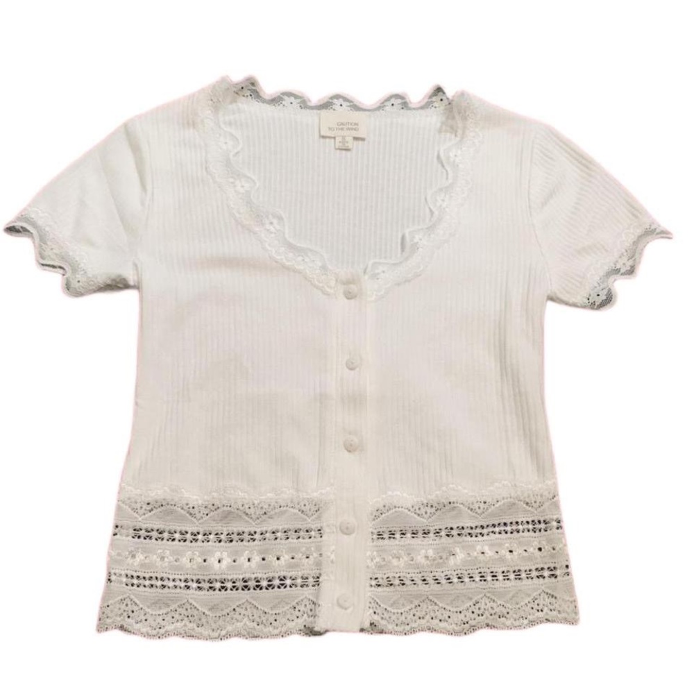 Caution to the wind white ribbed button tee with lace details- NWOT